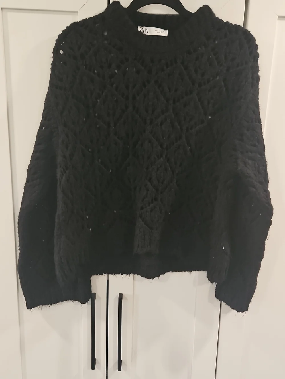 Zara Diamond Open Knit Sweater In Black. Size Small